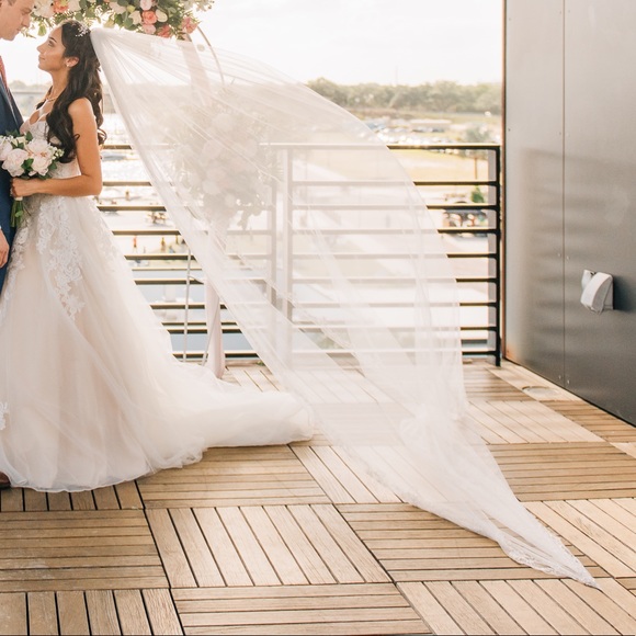 David's Bridal Accessories - David’s bridal cathedral vail